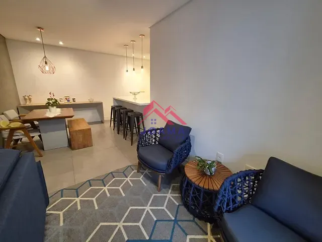 Apartamento 2 quartos e 1 banheiro, à venda, no bairro Chácara Agrindus em Taboão da Serra
