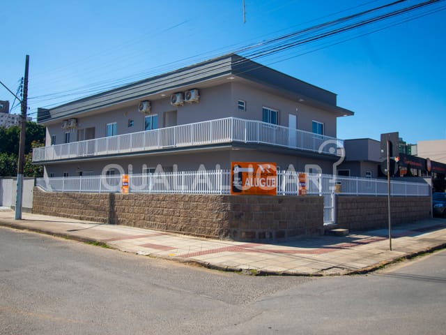 Apartamento 1 quarto e 1 banheiro, para alugar, no bairro Dehon em Tubarão