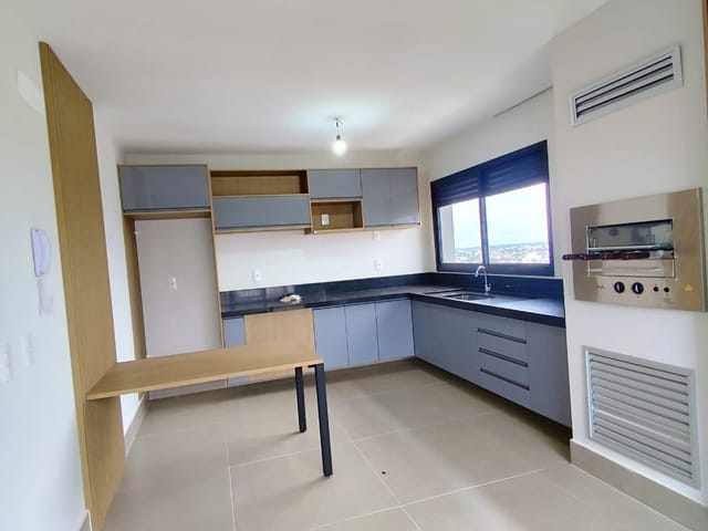 Foto do Apartamento - Seu Duplex de Alto Padrão com Planejados – A 5 Min do Shopping Campo Grande | Romeu Imóveis