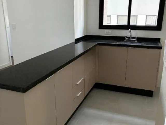 Apartamento 2 quartos e 2 banheiros, para alugar, no bairro Parque das Nações em Santo André