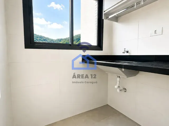 Apartamento 2 quartos e 1 banheiro, à venda, no bairro Martim de Sá em Caraguatatuba