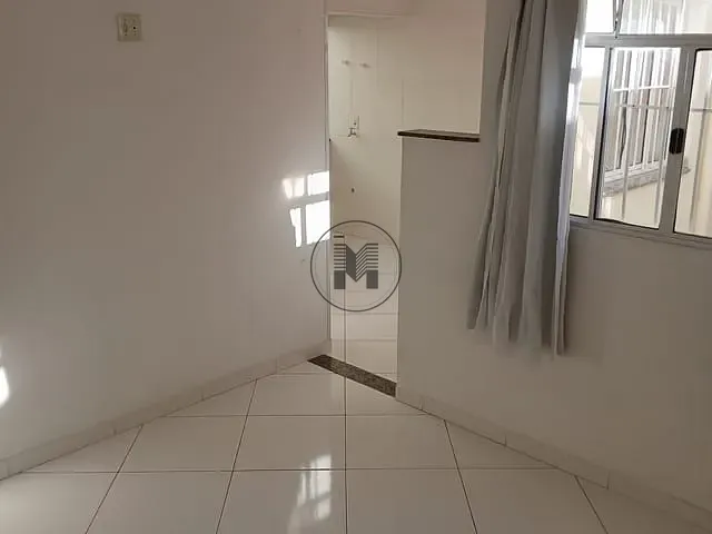 Apartamento 2 quartos e 1 banheiro, à venda ou para alugar, no bairro Residencial COOPEMI I em Guaratinguetá