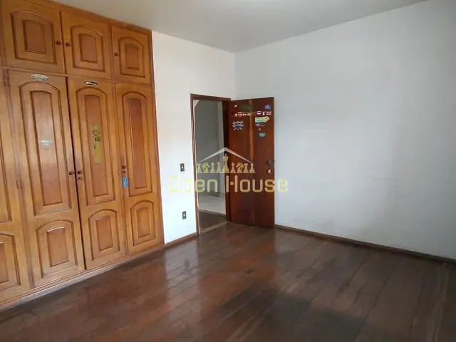Apartamento com 444m² 4 quartos e 2 banheiros, à venda, no bairro Retiro em Volta Redonda