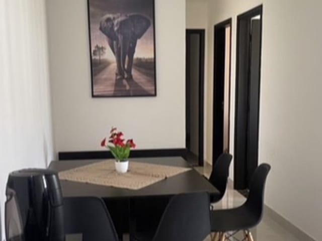 Apartamento 3 quartos e 1 banheiro, à venda, no bairro Jardim Petrópolis em Campo Grande