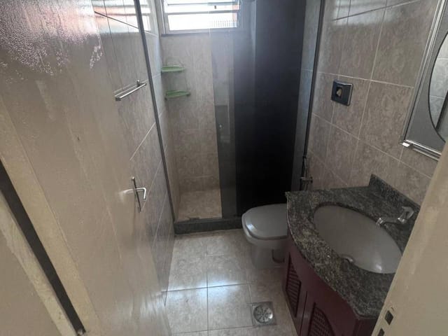 Apartamento com 58m² 2 quartos e 1 banheiro, para alugar, no bairro Centro em Campos dos Goytacazes