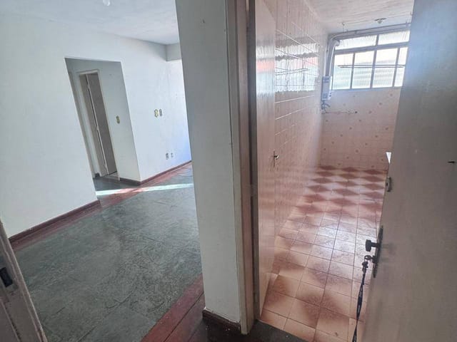 Apartamento com 58m² 2 quartos e 1 banheiro, para alugar, no bairro Centro em Campos dos Goytacazes