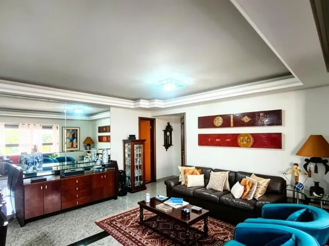 Apartamento com 150m² 4 quartos e 3 banheiros, à venda, no bairro Vitória em Londrina