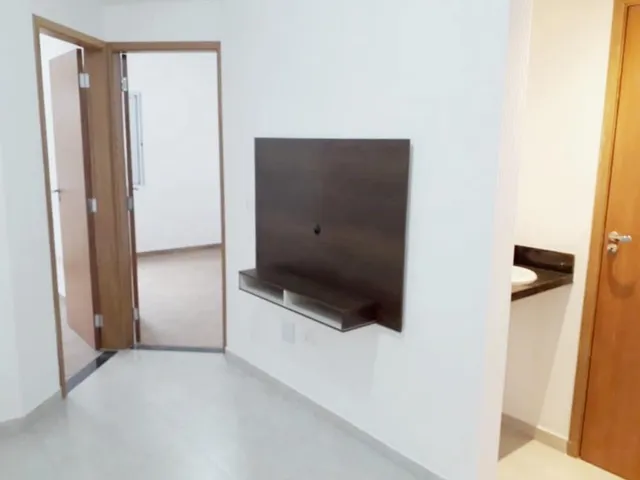 Apartamento 2 quartos e 2 banheiros, para alugar, no bairro Vila Alice em Santo André