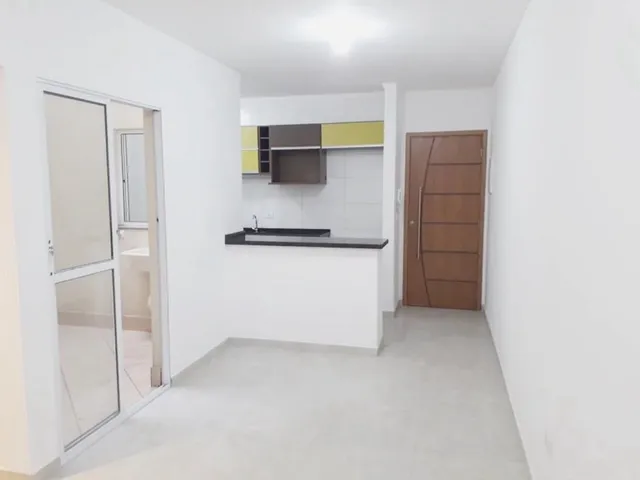 Apartamento 2 quartos e 2 banheiros, para alugar, no bairro Vila Alice em Santo André
