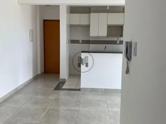Apartamento 2 quartos e 2 banheiros, à venda, no bairro Portal das Colinas em Guaratinguetá