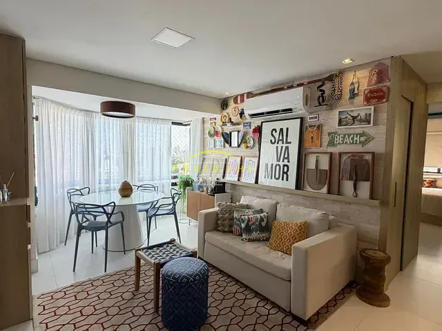 Apartamento 2 quartos e 2 banheiros, à venda, no bairro Pituba em Salvador