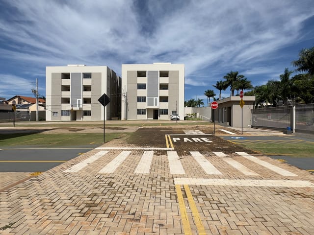 Apartamento 2 quartos e 2 banheiros, à venda, no bairro Vila Nasser em Campo Grande