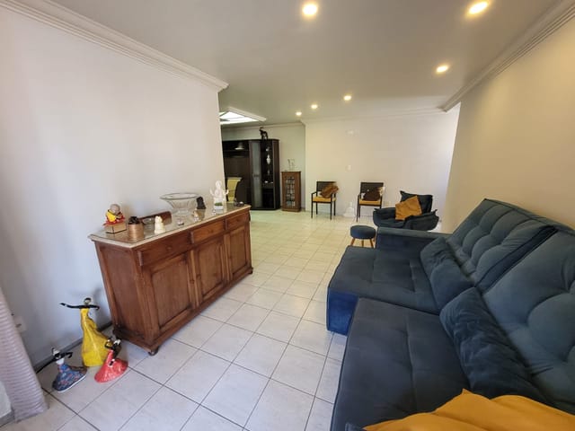 Apartamento 4 quartos e 1 banheiro, à venda, no bairro Manaíra em João Pessoa