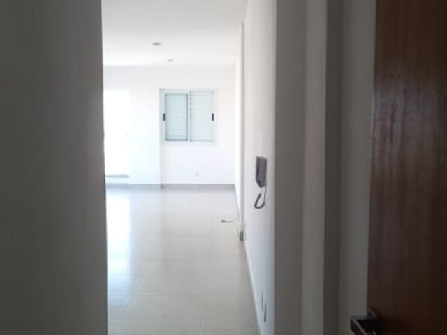 Apartamento 1 quarto e 1 banheiro, para alugar, no bairro Vila Príncipe de Gales em Santo André