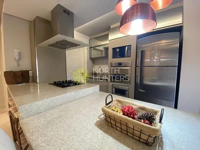 Apartamento com 135m² 2 quartos e 3 banheiros, para alugar, no bairro Jurerê em Florianópolis