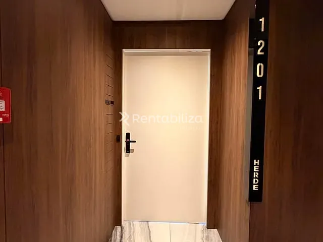 Apartamento 4 quartos e 4 banheiros, à venda, no bairro Meia Praia em Itapema