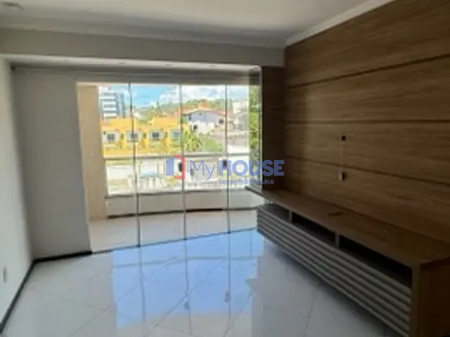 Apartamento 2 quartos e 2 banheiros, à venda, no bairro Nossa Senhora da Vitória em Ilhéus