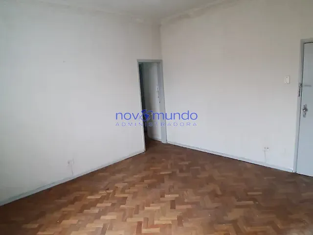 Apartamento com 71m² 2 quartos e 1 banheiro, para alugar, no bairro Todos os Santos em Rio de Janeiro