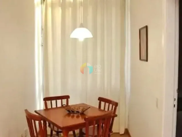 Apartamento com 100m² 3 quartos e 1 banheiro, à venda, no bairro Copacabana em Rio de Janeiro