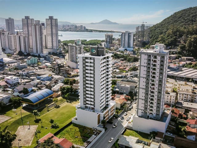 Apartamento 2 quartos e 3 banheiros, à venda, no bairro Fazenda em Itajaí