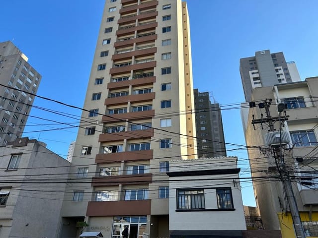 Apartamento 1 quarto e 1 banheiro, à venda, no bairro Centro em Curitiba