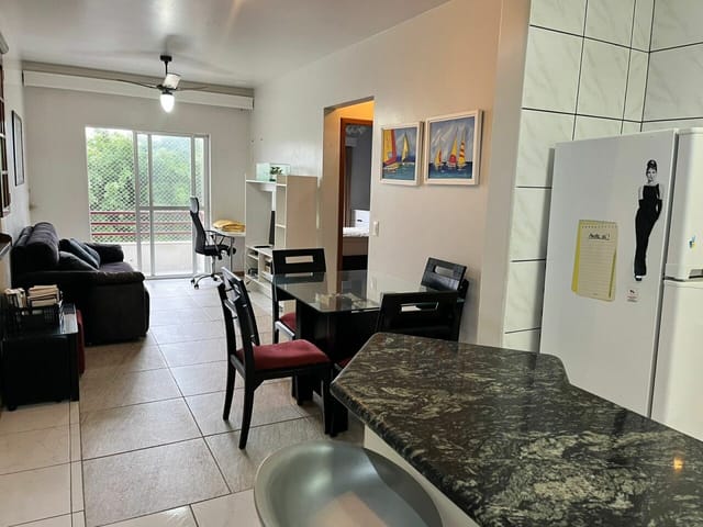 Apartamento com 73m² 2 quartos e 1 banheiro, para alugar, no bairro Ingleses do Rio Vermelho em Florianópolis