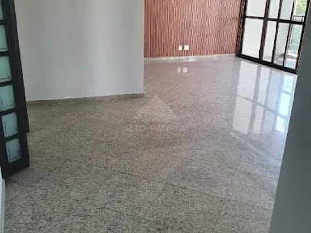 Apartamento com 210m² 4 quartos e 5 banheiros, à venda, no bairro Vila Gilda em Santo André