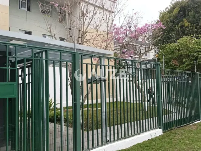 Apartamento com 70m² 3 quartos e 1 banheiro, à venda, no bairro Novo Mundo em Curitiba