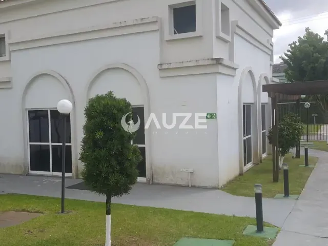 Apartamento com 70m² 3 quartos e 1 banheiro, à venda, no bairro Novo Mundo em Curitiba