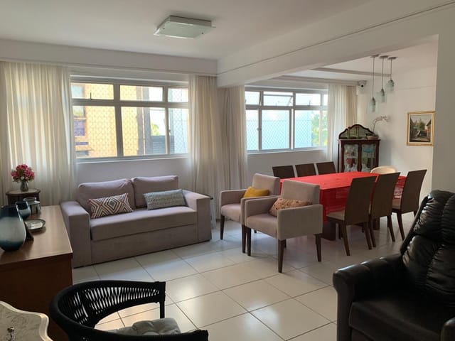 Apartamento com 115m² 2 quartos e 2 banheiros, à venda, no bairro Cabo Branco em João Pessoa