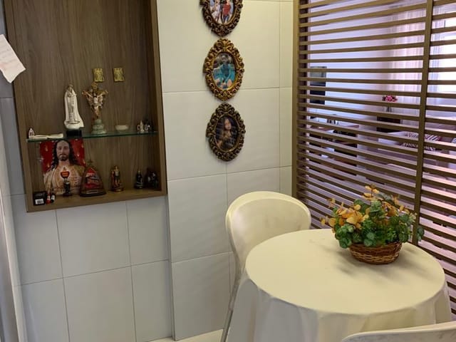 Apartamento com 115m² 2 quartos e 2 banheiros, à venda, no bairro Cabo Branco em João Pessoa