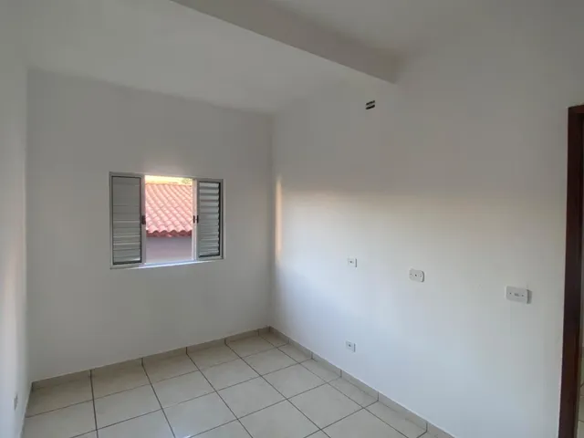 Apartamento 2 quartos e 1 banheiro, para alugar, no bairro Ponte Nova em Extrema