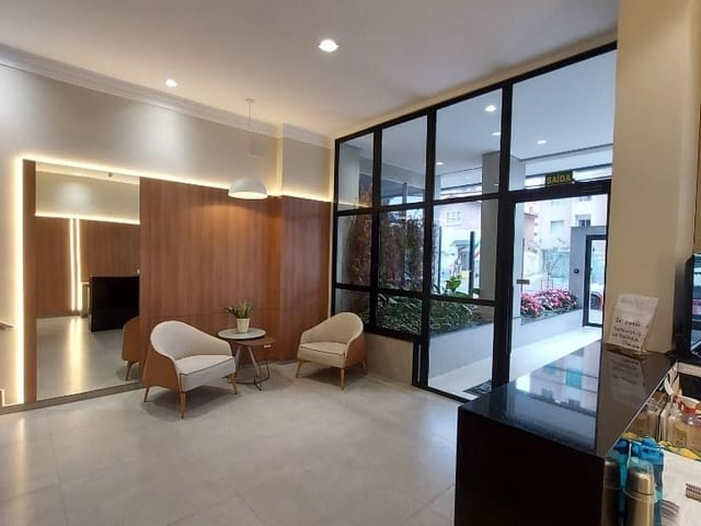 Apartamento 2 quartos e 1 banheiro, à venda, no bairro Centro em Curitiba