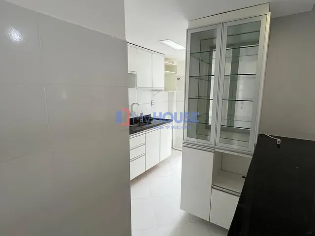 Apartamento com 79m² 2 quartos e 2 banheiros, para alugar, no bairro Nossa Senhora da Vitória em Ilhéus