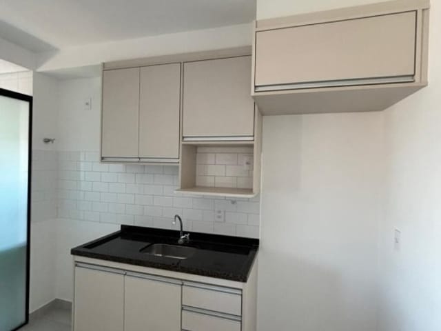 Apartamento com 59m² 2 quartos e 2 banheiros, para alugar, no bairro Vila São Pedro em Santo André