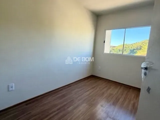 Apartamento 2 quartos e 1 banheiro, à venda, no bairro Residencial Summer Ville em Poços de Caldas