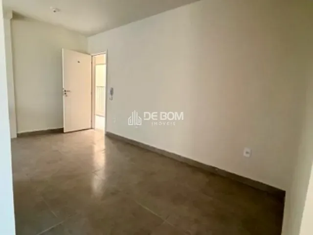 Apartamento 2 quartos e 1 banheiro, à venda, no bairro Residencial Summer Ville em Poços de Caldas