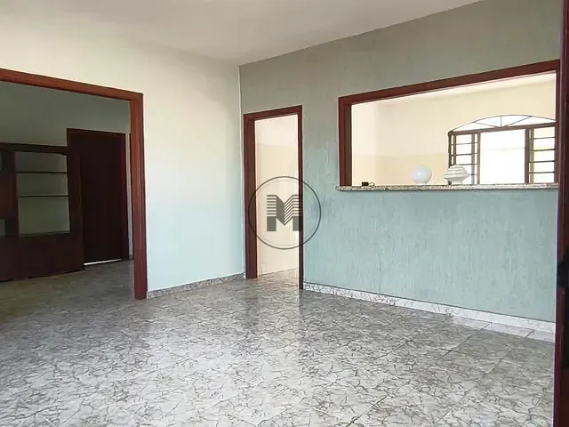 Apartamento 3 quartos e 1 banheiro, para alugar, no bairro Jardim Ícaro em Guaratinguetá
