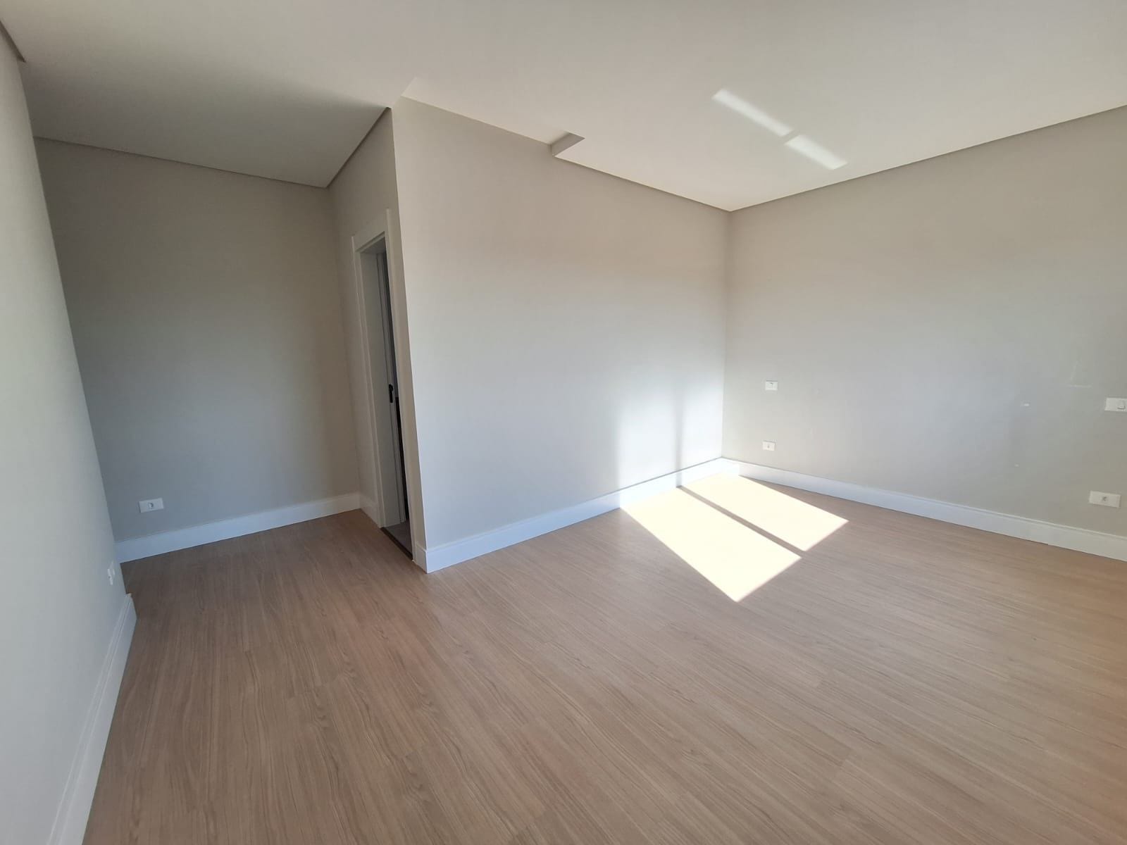 Apartamento à venda com 3 quartos, 104m² - Foto 17