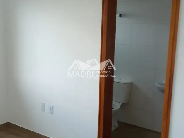 Apartamento 2 quartos e 2 banheiros, à venda, no bairro São Sebastião em Palhoça