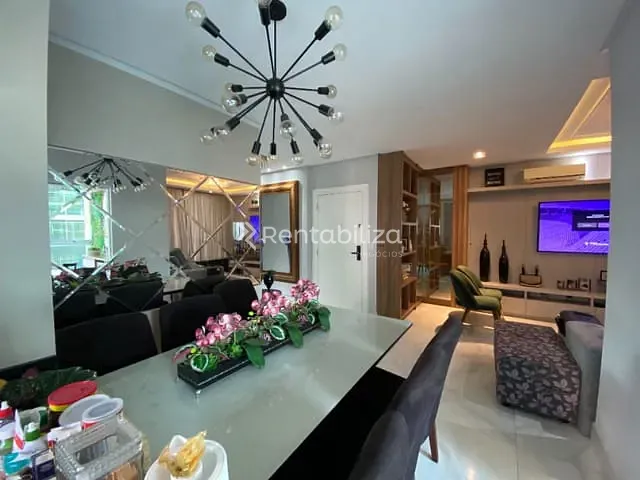 Apartamento com 164m² 3 quartos e 4 banheiros, à venda, no bairro Meia Praia em Itapema