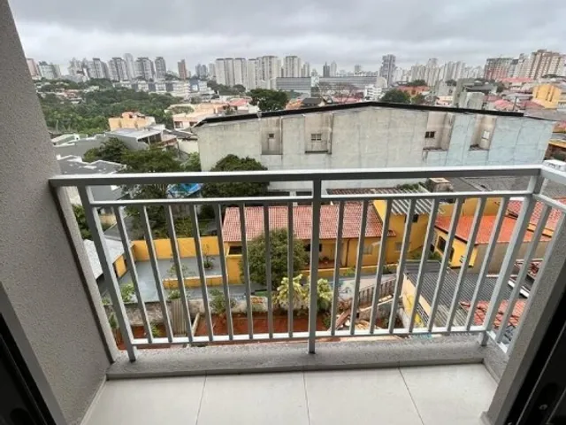 Apartamento 2 quartos e 2 banheiros, para alugar, no bairro Vila Assunção em Santo André