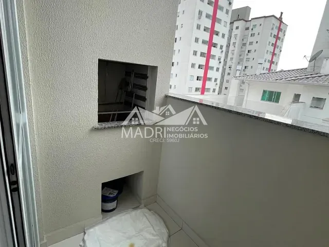 Apartamento com 92m² 2 quartos e 1 banheiro, à venda, no bairro Pedra Branca em Palhoça