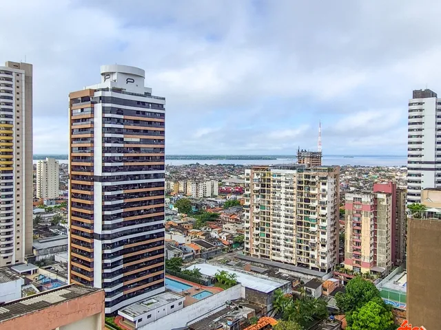 Apartamento com 159m² 3 quartos e 4 banheiros, à venda, no bairro Batista Campos em Belém