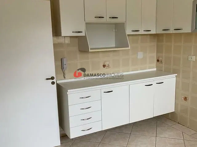 Apartamento 2 quartos e 1 banheiro, à venda, no bairro Jardim Stella em Santo André