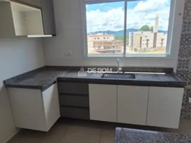 Apartamento 1 quarto e 1 banheiro, para alugar, no bairro Centreville em Poços de Caldas