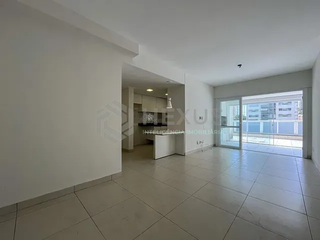Apartamento 3 quartos e 2 banheiros, à venda, no bairro Pitangueiras em Guarujá