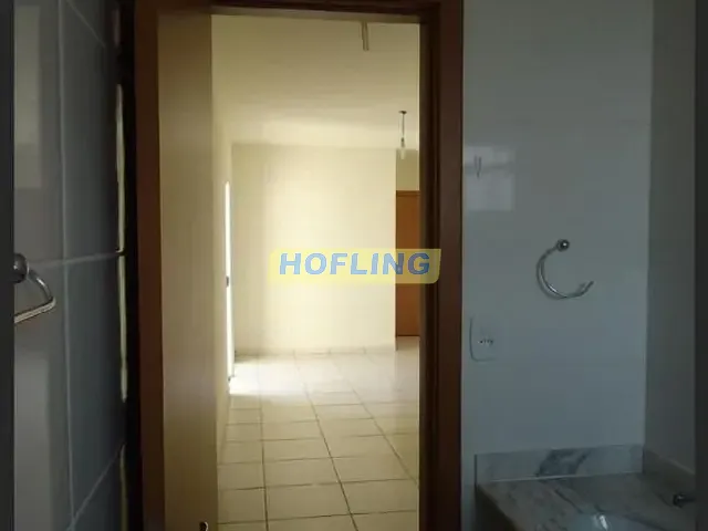 Apartamento 2 quartos e 1 banheiro, à venda, no bairro Chácara Lusa em Rio Claro
