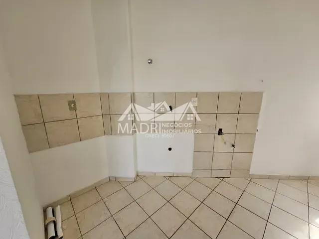 Apartamento 2 quartos e 1 banheiro, para alugar, no bairro Passa Vinte em Palhoça
