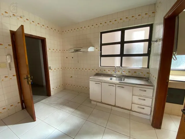 Apartamento com 99m² 3 quartos e 3 banheiros, à venda, no bairro Jardim Santo Antônio em Londrina